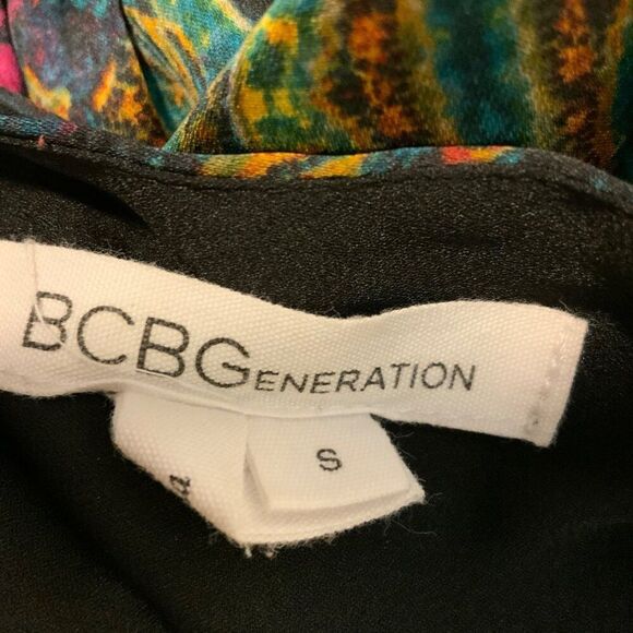 BCBGeneration Multi Color Viridian V Neck Faux Wrap Mini Dress Small - Picture 11 of 12